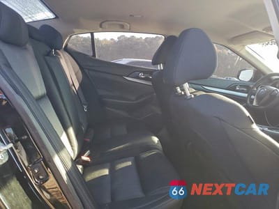 Zdjęcie 10 z 13 samochodu: 2017 NISSAN MAXIMA 3.5S VIN:1N4AA6AP3HC440648 - miniatura