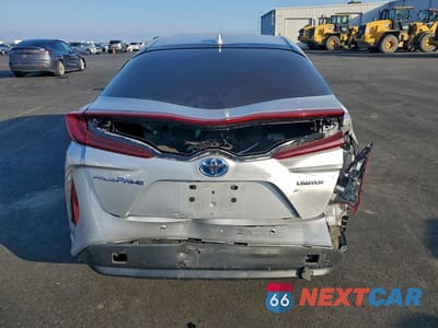 Zdjęcie 6 z 13 samochodu: 2021 TOYOTA PRIUS PRIME LE VIN:JTDKAMFP3M3178555 - miniatura
