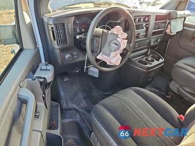Zdjęcie 8 z 12 samochodu: 2023 GMC SAVANA CARGO VIN:1GTW7AFP5P1235143 - miniatura