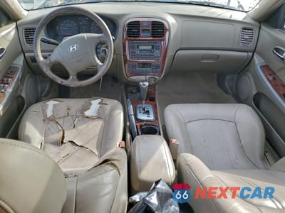 Zdjęcie 8 z 14 samochodu: 2004 HYUNDAI SONATA GLS VIN:KMHWF35H44A926308 - miniatura