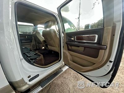 Zdjęcie 6 z 10 samochodu: 2011 DODGE RAM 3500 VIN:3D73Y4CL5BG592342 - miniatura