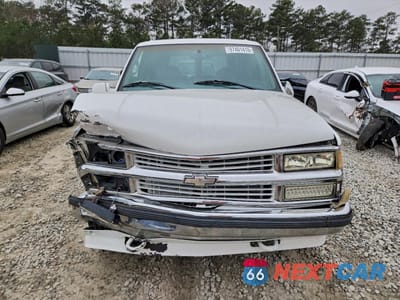 Piąte zdjęcie samochodu w środku: 1998 CHEVROLET TAHOE K1500 VIN:1GNEK13RXWJ343201 - miniatura