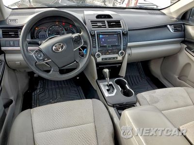 Zdjęcie 8 z 12 samochodu: 2012 TOYOTA CAMRY BASE VIN:4T4BF1FK9CR186089 - miniatura