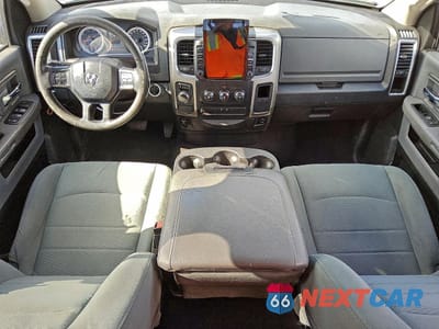 Zdjęcie 8 z 13 samochodu: 2016 RAM 1500 SLT VIN:1C6RR6GG6GS299521 - miniatura