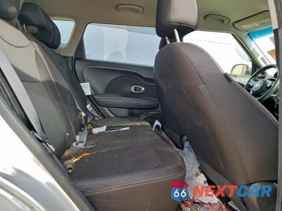 Zdjęcie 10 z 11 samochodu: 2018 KIA SOUL VIN:KNDJN2A2XJ7514996 - miniatura