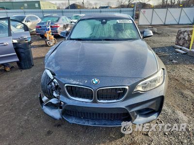 Piąte zdjęcie samochodu w środku: 2016 BMW M2 VIN:WBS1H9C54GV786237 - miniatura