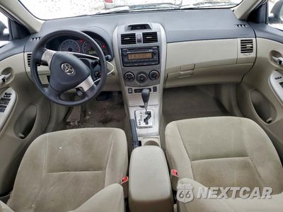 Zdjęcie 8 z 14 samochodu: 2012 TOYOTA COROLLA BASE VIN:2T1BU4EE5CC899103 - miniatura