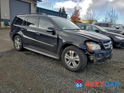 Czwarte zdjęcie samochodu z boku: 2008 MERCEDES-BENZ GL 450 4MATIC VIN:4JGBF71E48A376034 - miniatura