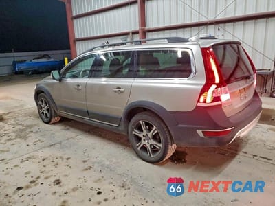 Drugie zdjęcie samochodu z przodu: 2014 VOLVO XC70 T6 VIN:YV4902BZ3E1176974 - miniatura