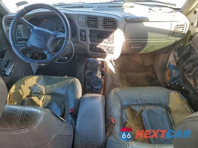 Zdjęcie 8 z 12 samochodu: 2001 OLDSMOBILE BRAVADA VIN:1GHDT13W012132495 - miniatura