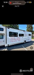 Trzecie zdjęcie samochodu z tyłu: 2019 FORD ECONOLINE E450 SUPER DUTY CUTAWAY VAN VIN:1FDXE4FS4KDC21107 - miniatura