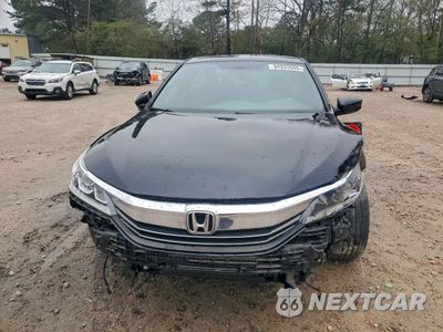 Piąte zdjęcie samochodu w środku: 2017 HONDA ACCORD SPORT VIN:1HGCR2F50HA236186 - miniatura