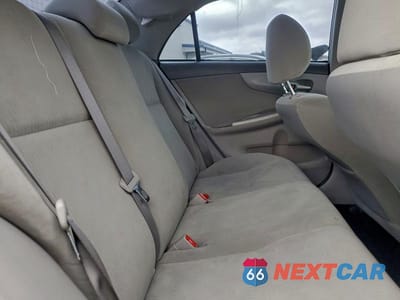 Zdjęcie 10 z 11 samochodu: 2010 TOYOTA COROLLA BASE VIN:2T1BU4EE6AC442197 - miniatura