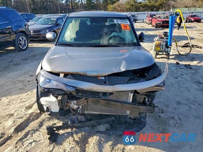 Piąte zdjęcie samochodu w środku: 2025 KIA SOUL LX VIN:KNDJ23AU0S7948880 - miniatura