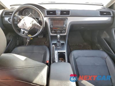 Zdjęcie 8 z 12 samochodu: 2012 VOLKSWAGEN PASSAT SE VIN:1VWBP7A30CC073813 - miniatura