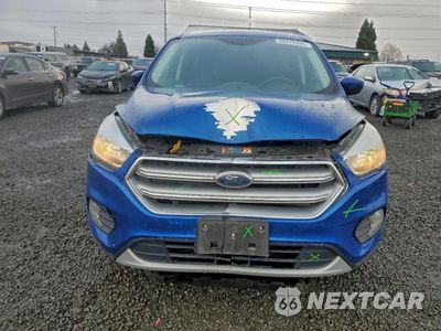 Piąte zdjęcie samochodu w środku: 2017 FORD ESCAPE SE VIN:1FMCU9G92HUE97949 - miniatura