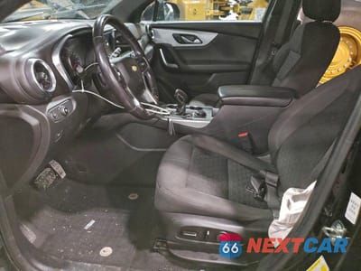Zdjęcie 7 z 12 samochodu: 2021 CHEVROLET BLAZER 2LT VIN:3GNKBHRSXMS505264 - miniatura