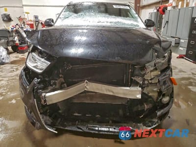 Piąte zdjęcie samochodu w środku: 2018 AUDI Q3 PREMIUM PLUS VIN:WA1HCCFS0JR010863 - miniatura