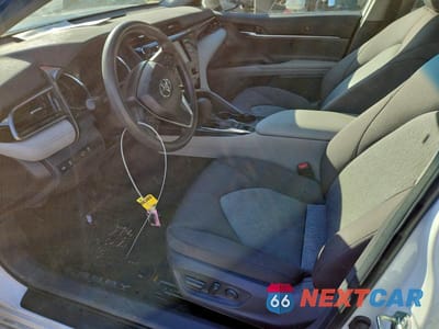 Zdjęcie 7 z 11 samochodu: 2019 TOYOTA CAMRY HYBRID LE VIN:4T1B31HK8KU515377 - miniatura