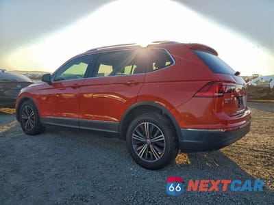 Drugie zdjęcie samochodu z przodu: 2018 VOLKSWAGEN TIGUAN SE VIN:3VV2B7AX3JM015549 - miniatura