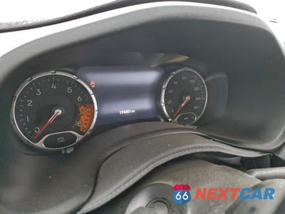 Zdjęcie 9 z 13 samochodu: 2018 JEEP RENEGADE LIMITED VIN:ZACCJBDB6JPH80597 - miniatura