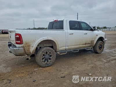Trzecie zdjęcie samochodu z tyłu: 2021 RAM 2500 LARAMIE VIN:3C6UR5FL7MG675777 - miniatura