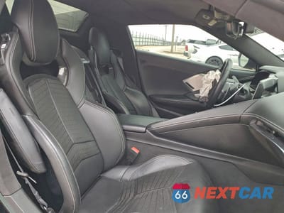 Zdjęcie 10 z 13 samochodu: 2020 CHEVROLET CORVETTE STINGRAY 3LT VIN:1G1Y83D46L5115826 - miniatura