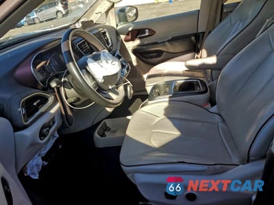 Zdjęcie 7 z 13 samochodu: 2020 CHRYSLER PACIFICA LIMITED VIN:2C4RC1GGXLR285713 - miniatura