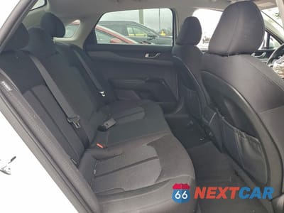 Zdjęcie 10 z 14 samochodu: 2023 KIA K5 LXS VIN:5XXG14J24PG205753 - miniatura