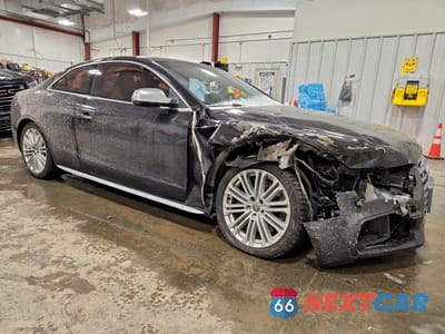 Czwarte zdjęcie samochodu z boku: 2013 AUDI S5 PREMIUM PLUS VIN:WAUCGAFR6DA049348 - miniatura