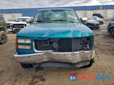 Piąte zdjęcie samochodu w środku: 1994 GMC SIERRA K1500 VIN:2GTEK19K9R1589092 - miniatura