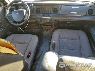 Zdjęcie 8 z 12 samochodu: 2011 FORD CROWN VICTORIA POLICE INTERCEPTOR VIN:2FABP7BV4BX128905 - miniatura