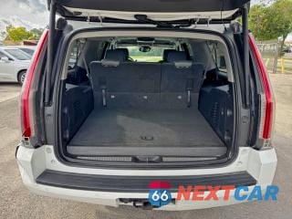 Zdjęcie 6 z 15 samochodu: 2015 CHEVROLET SUBURBAN C1500 LT VIN:1GNSCJKC8FR505342 - miniatura
