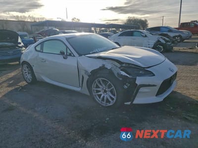 Czwarte zdjęcie samochodu z boku: 2022 TOYOTA GR 86 PREMIUM VIN:JF1ZNBF19N8750239 - miniatura