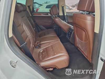 Zdjęcie 11 z 14 samochodu: 2012 VOLKSWAGEN TOUAREG V6 TDI VIN:WVGEK9BP2CD010729 - miniatura