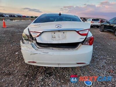 Zdjęcie 6 z 13 samochodu: 2013 HYUNDAI SONATA VIN:5NPEC4AC6DH652823 - miniatura