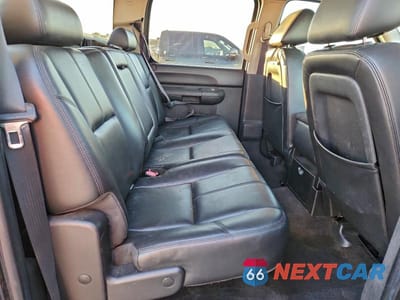 Zdjęcie 10 z 12 samochodu: 2010 GMC SIERRA C1500 SLE VIN:3GTRCVE00AG175012 - miniatura