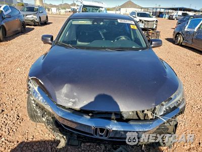 Piąte zdjęcie samochodu w środku: 2017 HONDA ACCORD TOURING HYBRID VIN:JHMCR6F75HC027732 - miniatura