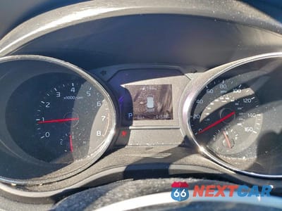 Zdjęcie 9 z 13 samochodu: 2021 KIA SEDONA VIN:KNDMB5C13M6668164 - miniatura
