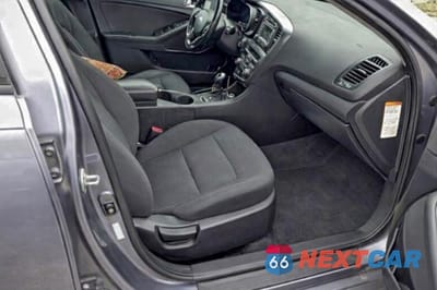 Piąte zdjęcie samochodu w środku: 2012 KIA OPTIMA HYBRID VIN:KNAGM4ADXC5027576 - miniatura