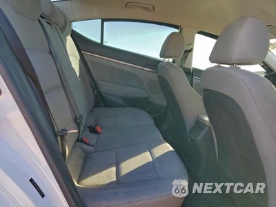 Zdjęcie 10 z 11 samochodu: 2017 HYUNDAI ELANTRA SE VIN:5NPD84LF4HH210438 - miniatura