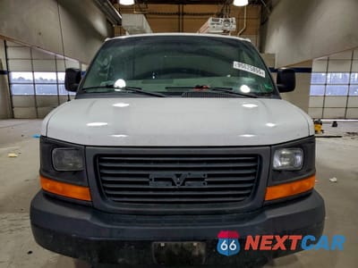 Piąte zdjęcie samochodu w środku: 2014 GMC SAVANA G2500 VIN:1GTW7FCA5E1143492 - miniatura