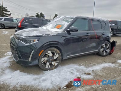 2023 KIA SOUL GT LINE KNDJ53AU1P7894889 - główne zdjęcie licytacji z USA - miniatura