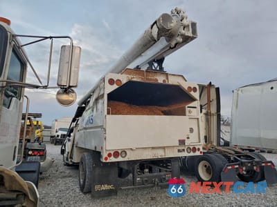 Trzecie zdjęcie samochodu z tyłu: 2024 FORD F750 SUPER DUTY VIN:1FDNF7DCXRDF08964 - miniatura