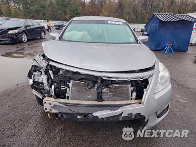 Piąte zdjęcie samochodu w środku: 2014 NISSAN ALTIMA 2.5 VIN:1N4AL3AP5EN216404 - miniatura