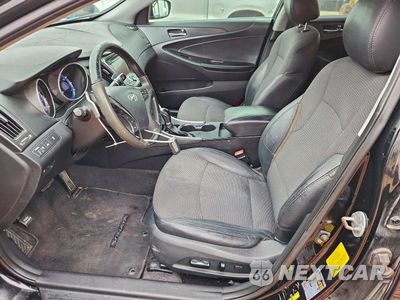 Zdjęcie 7 z 11 samochodu: 2011 HYUNDAI SONATA SE VIN:5NPEC4AC4BH194230 - miniatura