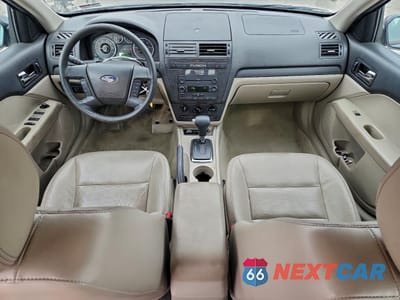 Zdjęcie 8 z 14 samochodu: 2006 FORD FUSION SE VIN:3FAFP07186R193680 - miniatura