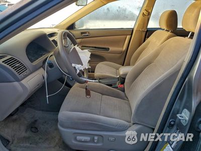 Zdjęcie 7 z 12 samochodu: 2005 TOYOTA CAMRY LE VIN:4T1BE32K45U634949 - miniatura