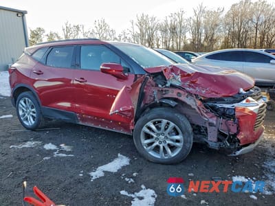 Czwarte zdjęcie samochodu z boku: 2020 CHEVROLET BLAZER 3LT VIN:3GNKBJRS2LS652264 - miniatura