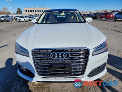 Piąte zdjęcie samochodu w środku: 2018 AUDI A8 L QUATTRO VIN:WAU43AFD4JN000111 - miniatura